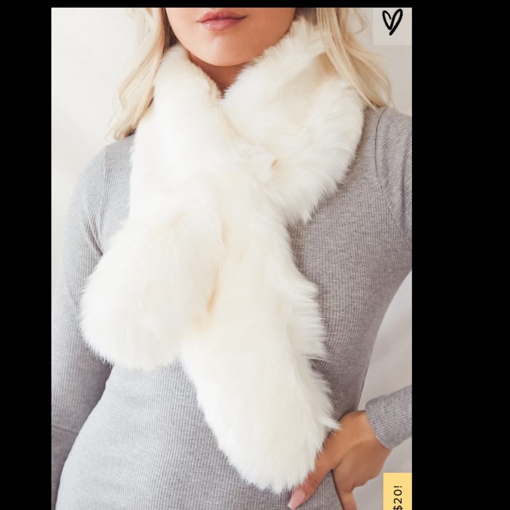 Lulus Winter Wonders White Faux Fur Stole